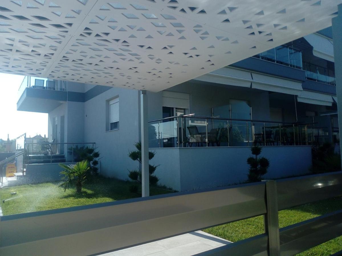 Dream Studios Stavros  Luaran gambar