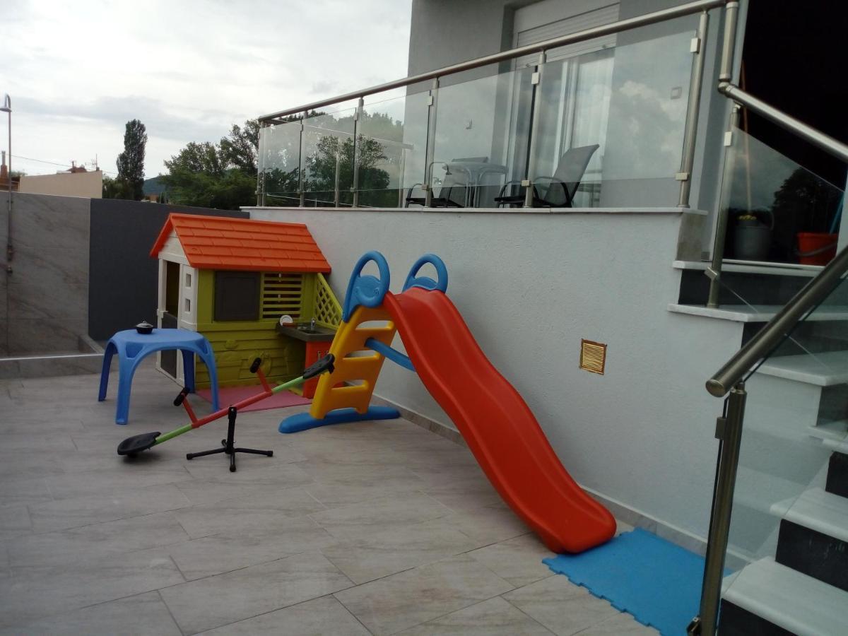 Dream Studios Stavros  Luaran gambar